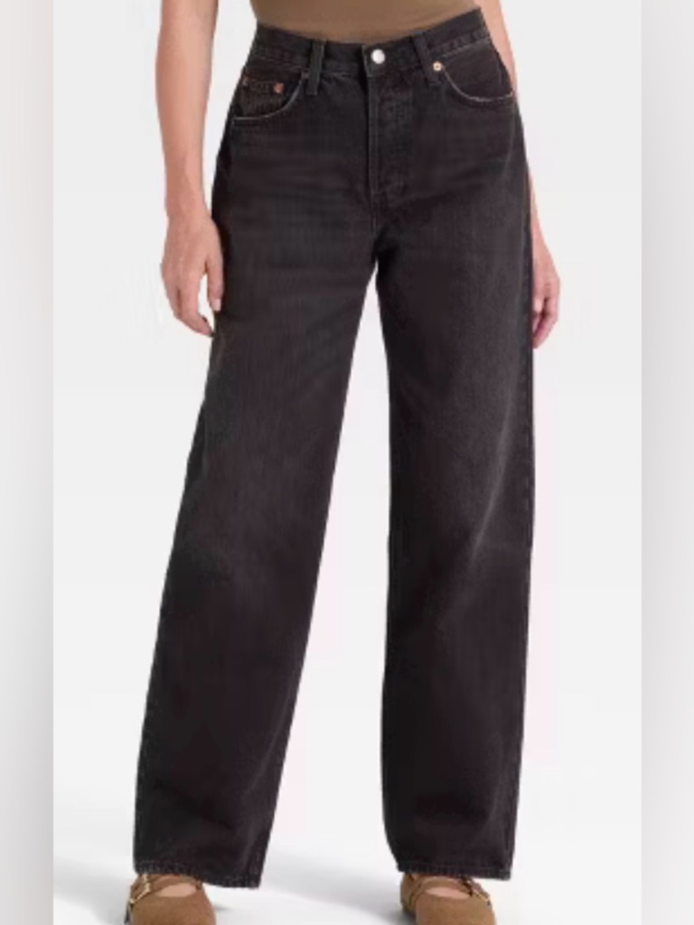 NWT Women's Mid-Rise 90's Baggy Denim Jeans - Universal Thread™ Washed Black 4